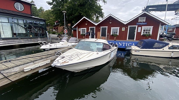 Cranchi C6 -1979  Volvo Penta AQ 170 7 of 19