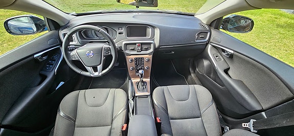 Volvo V40 Cross Country 5 of 5