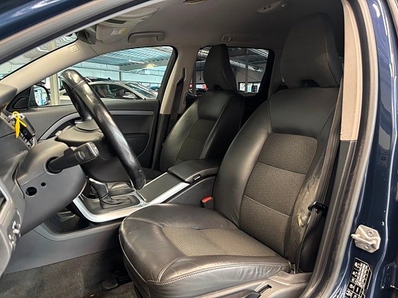 Volvo V70 13 of 25