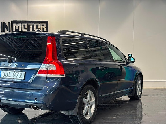 Volvo V70 9 of 25