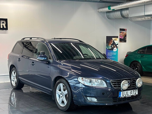 Volvo V70 4 of 25