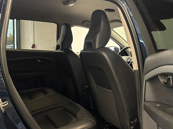 Volvo V70 25 of 25