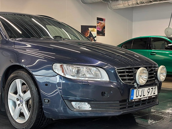Volvo V70 5 of 25