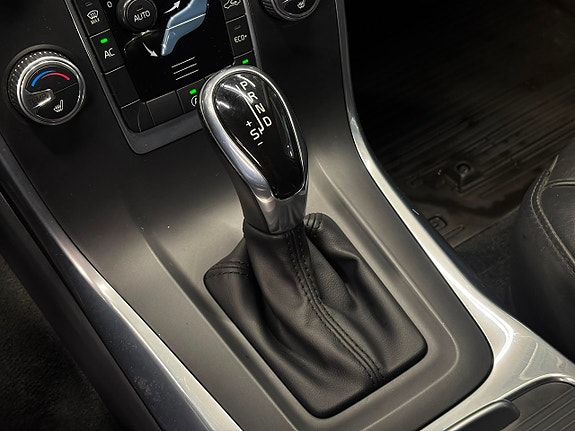 Volvo V70 19 of 25