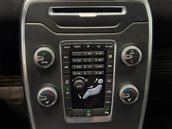 Volvo V70 20 of 25