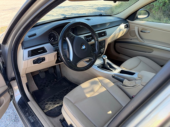 BMW 318i 7 of 7