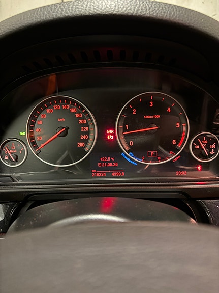 BMW 530d 6 of 8