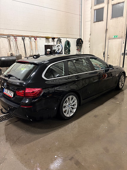 BMW 530d 4 of 8