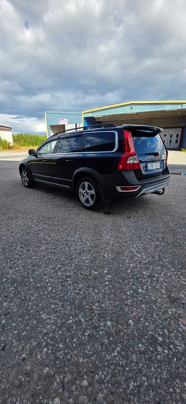 Volvo XC70 4 of 5