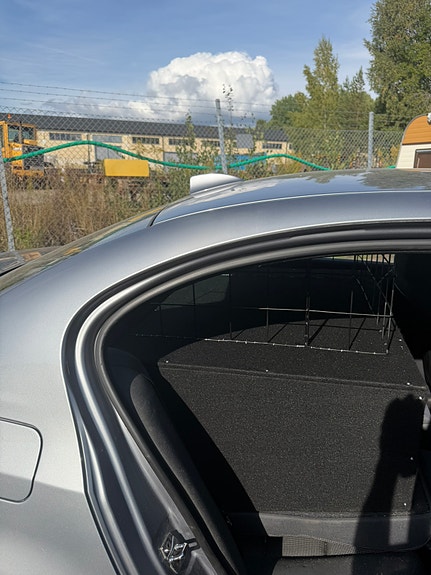 BMW 520i 4 of 10