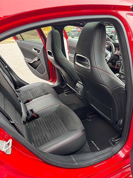 Mercedes-Benz A200 9 of 12