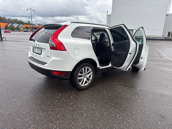 Volvo XC60 4 of 13