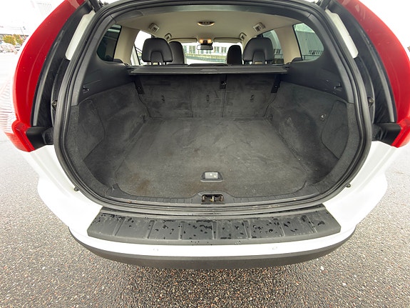 Volvo XC60 12 of 13