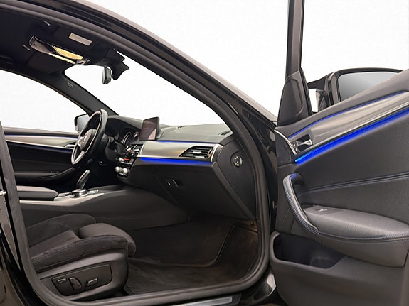 BMW 530e 28 of 30