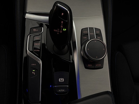 BMW 530e 25 of 30