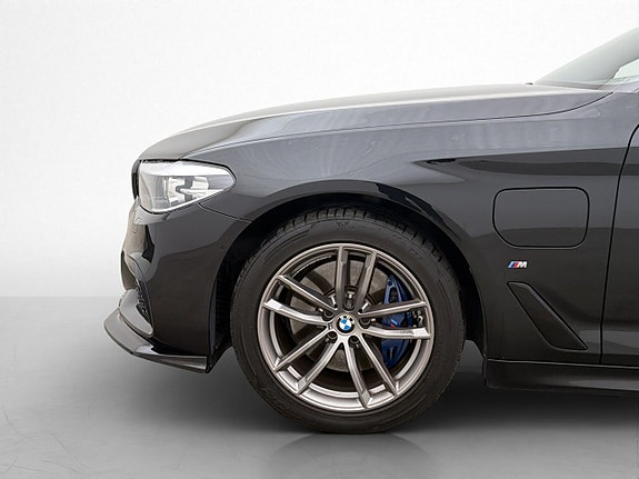 BMW 530e 29 of 30