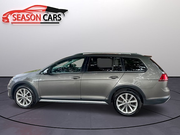 Volkswagen Golf Alltrack 5 of 18