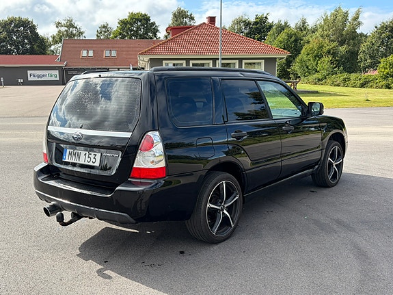 Subaru Forester 3 of 8