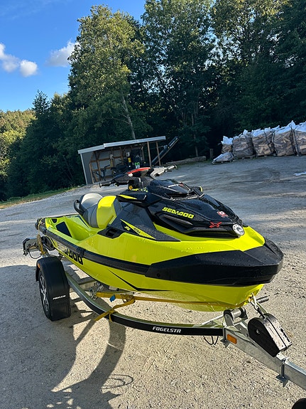 Sea-Doo RXT-X RS 300 5 of 5