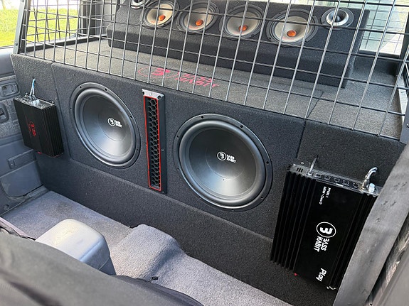 Nissan King Cab 6 of 7