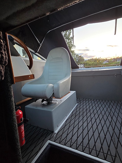 Daycrusier Four winns 20 fot med v8a 27 of 30