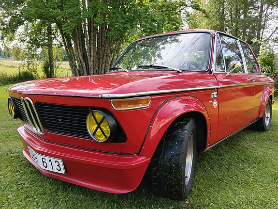 BMW 2002 Ti 4 of 5