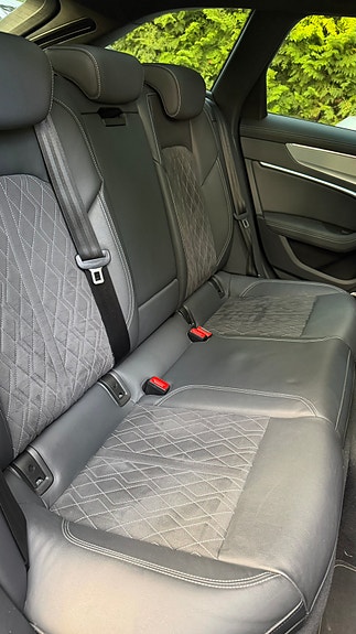 Audi S6 8 of 17