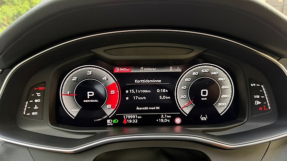 Audi S6 12 of 17