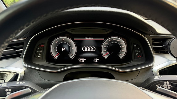 Audi S6 11 of 17
