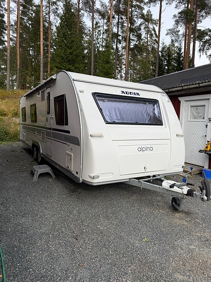 Adria Adria Alpina 743 uk 2 of 7