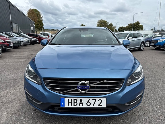 Volvo V60 3 of 30