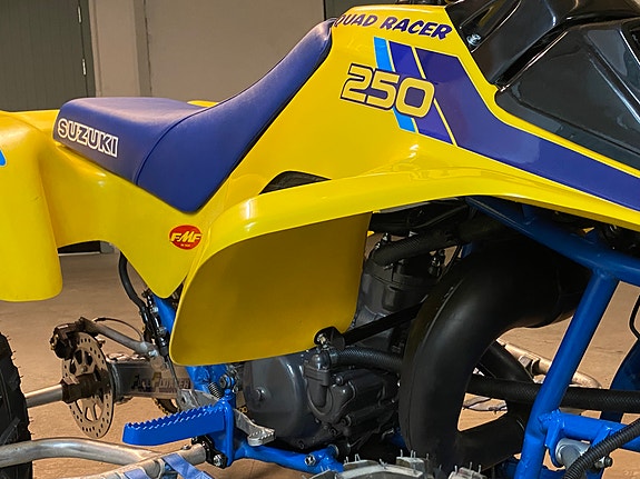 Suzuki LT250R 3 of 7