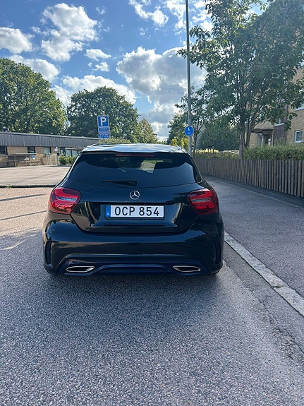 Mercedes-Benz A220 d 3 of 10