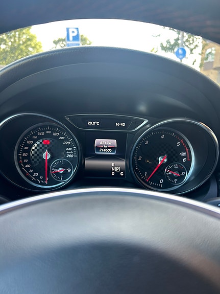 Mercedes-Benz A220 d 10 of 10