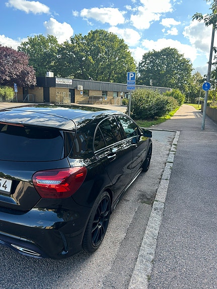 Mercedes-Benz A220 d 4 of 10