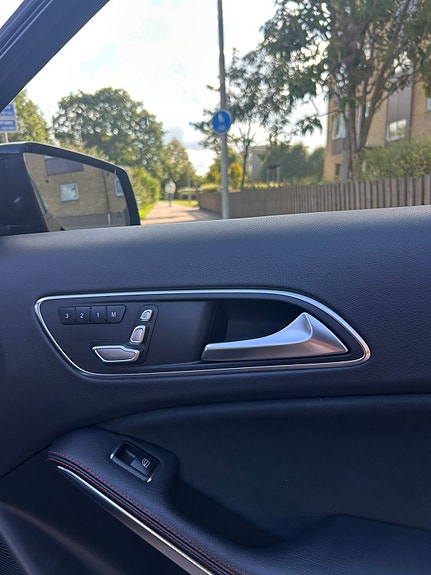 Mercedes-Benz A220 d 8 of 10