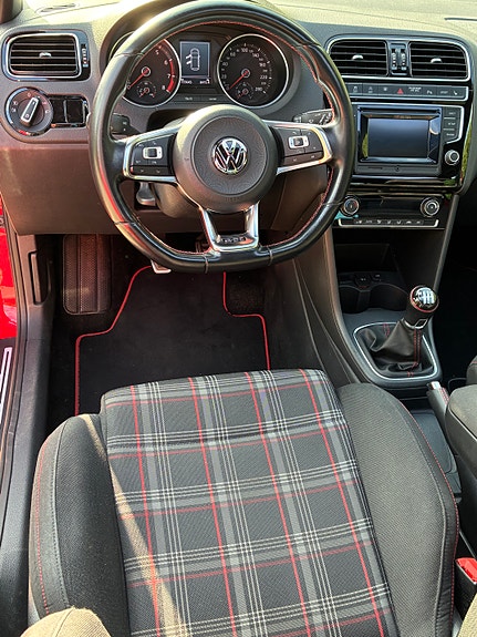 Volkswagen Polo 3 of 7
