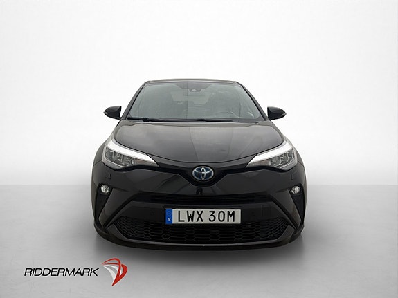 Toyota C-HR 2 of 30