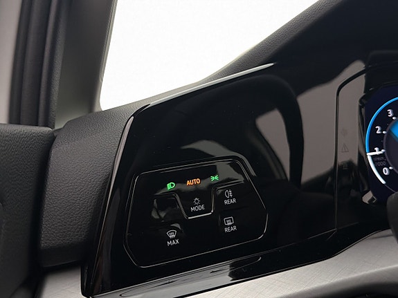 Volkswagen Golf I 26 of 30