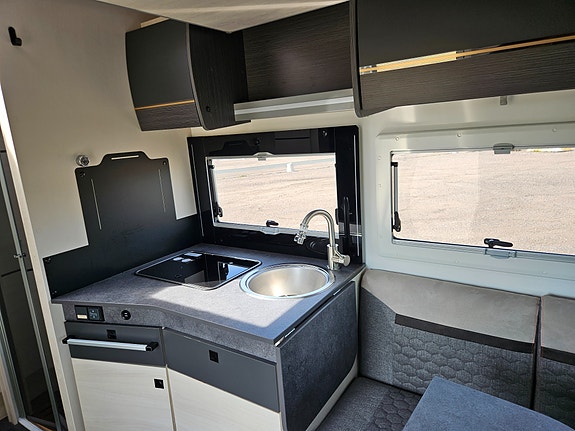 Chausson 777 GA Titanium Premium – AC & E&P Levelsystem 11 of 20