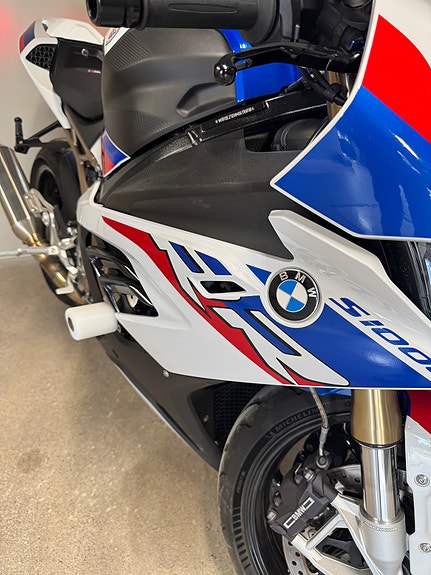 BMW S 1000 RR 7 of 13