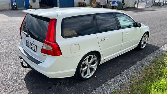 Volvo V70 6 of 18