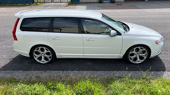 Volvo V70 5 of 18