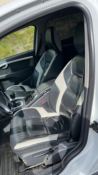 Volvo V70 11 of 18