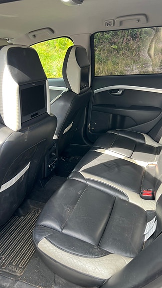 Volvo V70 12 of 18