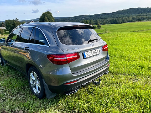 Mercedes-Benz GLC220 d 4 of 21