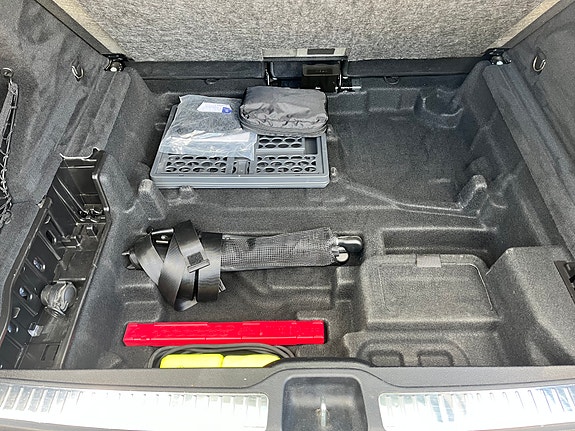 Mercedes-Benz GLC220 d 6 of 21