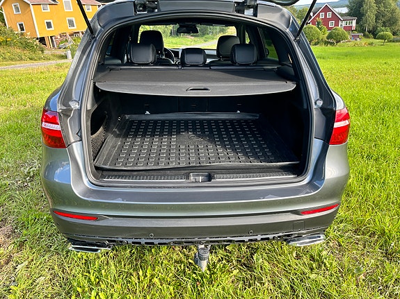 Mercedes-Benz GLC220 d 10 of 21