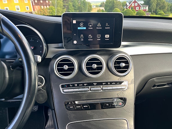 Mercedes-Benz GLC220 d 14 of 21