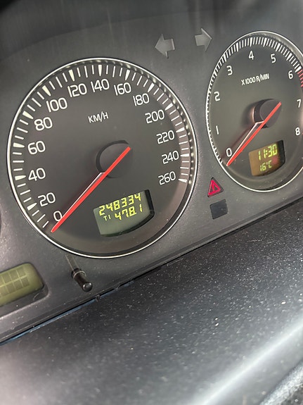Volvo V70 9 of 13